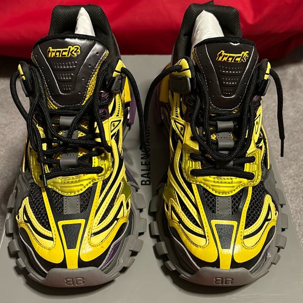 Women’s Balenciaga Track 2 Sneakers size 40